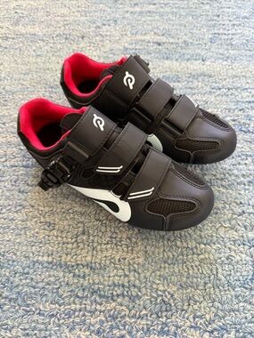 Peloton Women’s Cycling Shoes